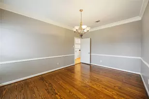 18623 Point Lookout Dr, Nassau Bay, TX 77058 - Photo 8