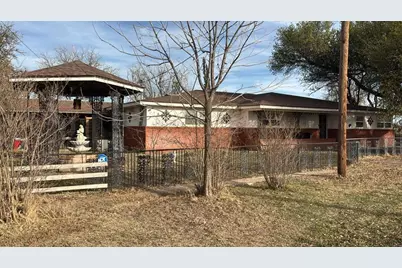 408 Avenue B, , TX 79733 - Photo 2