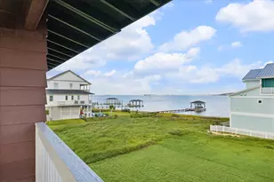516 91st St, Galveston, TX 77554 - Photo 30