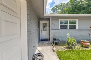 407 Lilly Blvd, Conroe, TX 77301 - Photo 4