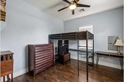 2710 Avenue P 1/2, Galveston, TX 77550 - Photo 24