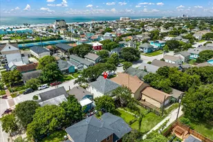 2710 Ave P 1/2, Galveston, TX 77550 - Photo 20