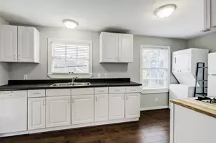 1119 Jerome St, Houston, TX 77009 - Photo 8