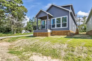 117 Rain Forest Rd, Onalaska, TX 77360 - Photo 1