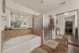 10711 Indian Trails Dr, Tomball, TX 77375 - Photo 28
