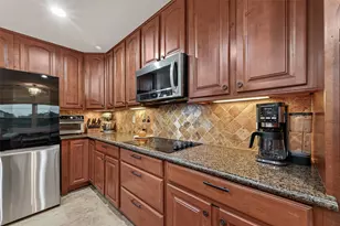 10711 Indian Trails Dr, Tomball, TX 77375 - Photo 18
