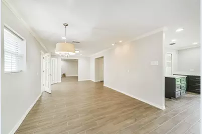 912 Brook Forest Drive, Conroe, TX 77385 - Photo 14