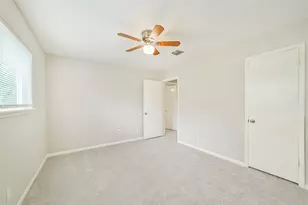 912 Brook Forest Dr, Conroe, TX 77385 - Photo 36