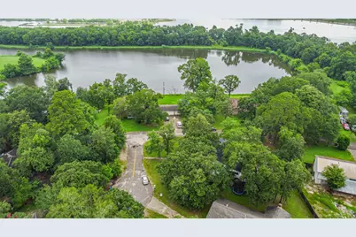 912 Brook Forest Drive, Conroe, TX 77385 - Photo 46