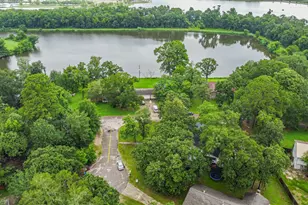 912 Brook Forest Dr, Conroe, TX 77385 - Photo 46
