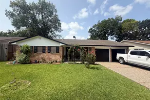 8823 Shadow Crest St, Houston, TX 77074 - Photo 1