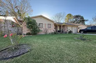 8823 Shadow Crest St, Houston, TX 77074 - Photo 1