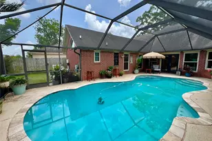 51 S Trillium Ct, Lake Jackson, TX 77566 - Photo 38