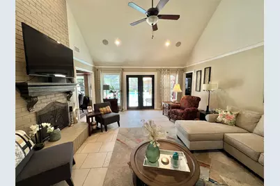 51 S Trillium Court, Lake Jackson, TX 77566 - Photo 18