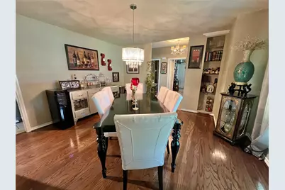 51 S Trillium Court, Lake Jackson, TX 77566 - Photo 6