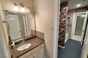 51 S Trillium Ct, Lake Jackson, TX 77566 - Photo 20