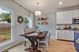 10010 Silverwood Way, Houston, TX 77070 - Photo 8