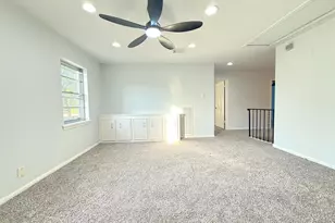 5926 Queensgate Dr, Houston, TX 77066 - Photo 32
