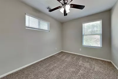 16731 N Blue Jay Drive, Conroe, TX 77385 - Photo 18