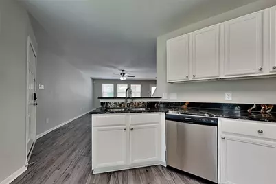16731 N Blue Jay Drive, Conroe, TX 77385 - Photo 6