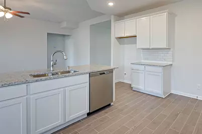 939 Summer Village Way, Rosenberg, TX 77469 - Photo 16