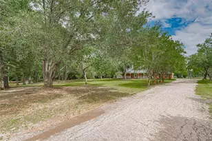 144 Pin Oak Ln, Hempstead, TX 77445 - Photo 4