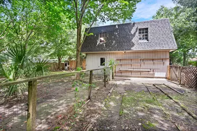 1216 Oak Hollow Drive, Dickinson, TX 77539 - Photo 38