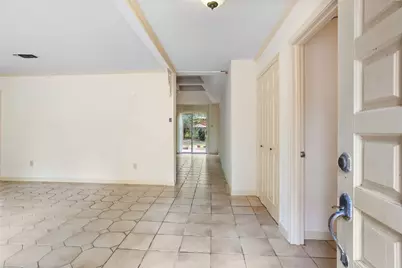 1216 Oak Hollow Drive, Dickinson, TX 77539 - Photo 6