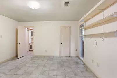1216 Oak Hollow Drive, Dickinson, TX 77539 - Photo 18