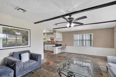 9810 Halliford Drive, Houston, TX 77031 - Photo 14