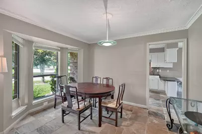 9810 Halliford Drive, Houston, TX 77031 - Photo 6