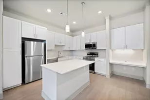 4840 North Shepherd Dr, Houston, TX 77018 - Photo 2