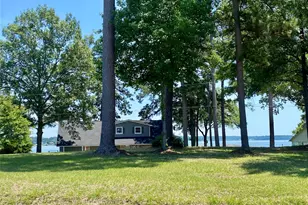 293 Twin Magnolia, Onalaska, TX 77360 - Photo 4