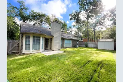 107 S Village Knoll Circle, The Woodlands, TX 77381 - Photo 30
