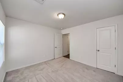 164 Goldenrod, Livingston, TX 77351 - Photo 6