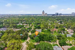 12334 Huntingwick Dr, Houston, TX 77024 - Photo 32