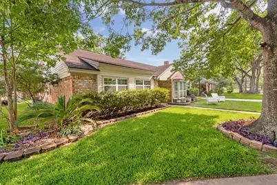 4218 Elderwood Drive, Seabrook, TX 77586 - Photo 4