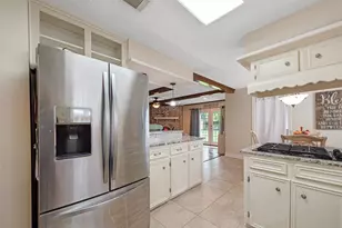 4218 Elderwood Dr, Seabrook, TX 77586 - Photo 12