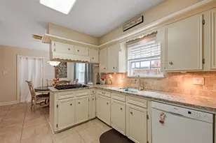 4218 Elderwood Dr, Seabrook, TX 77586 - Photo 10