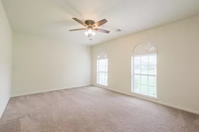 6811 Gonzales Point, Manvel, TX 77578 - Photo 36