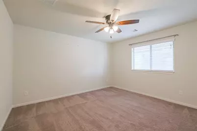 6811 Gonzales Point, Manvel, TX 77578 - Photo 38