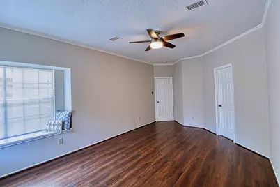 427 Birch Hill Drive, Sugar Land, TX 77479 - Photo 14