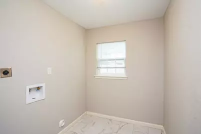 5622 Bridge Forest Drive, Houston, TX 77088 - Photo 18