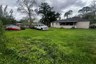 8038 Talton St, Houston, TX 77028 - Photo 14