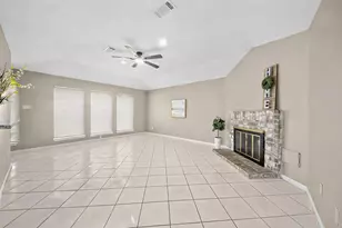 9526 Langdon Ln, Houston, TX 77036 - Photo 2