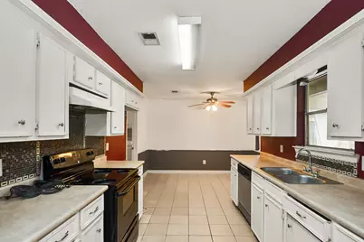 23538 Canyon Lake Drive, Spring, TX 77373 - Photo 8