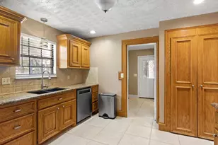 7811 17th Green Dr, Humble, TX 77346 - Photo 16