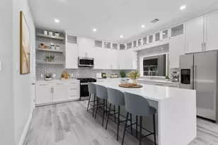 1210 W 17th St, Houston, TX 77008 - Photo 14