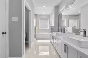 1210 W 17th St, Houston, TX 77008 - Photo 22