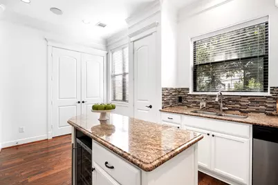 612 W 27th Street, Houston, TX 77008 - Photo 20